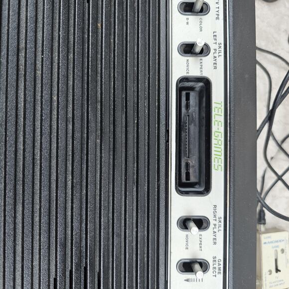 Vintage Tele Games Gaming System 13 Games 3 Controller Style Case Atari Untested - Picture 10 of 16